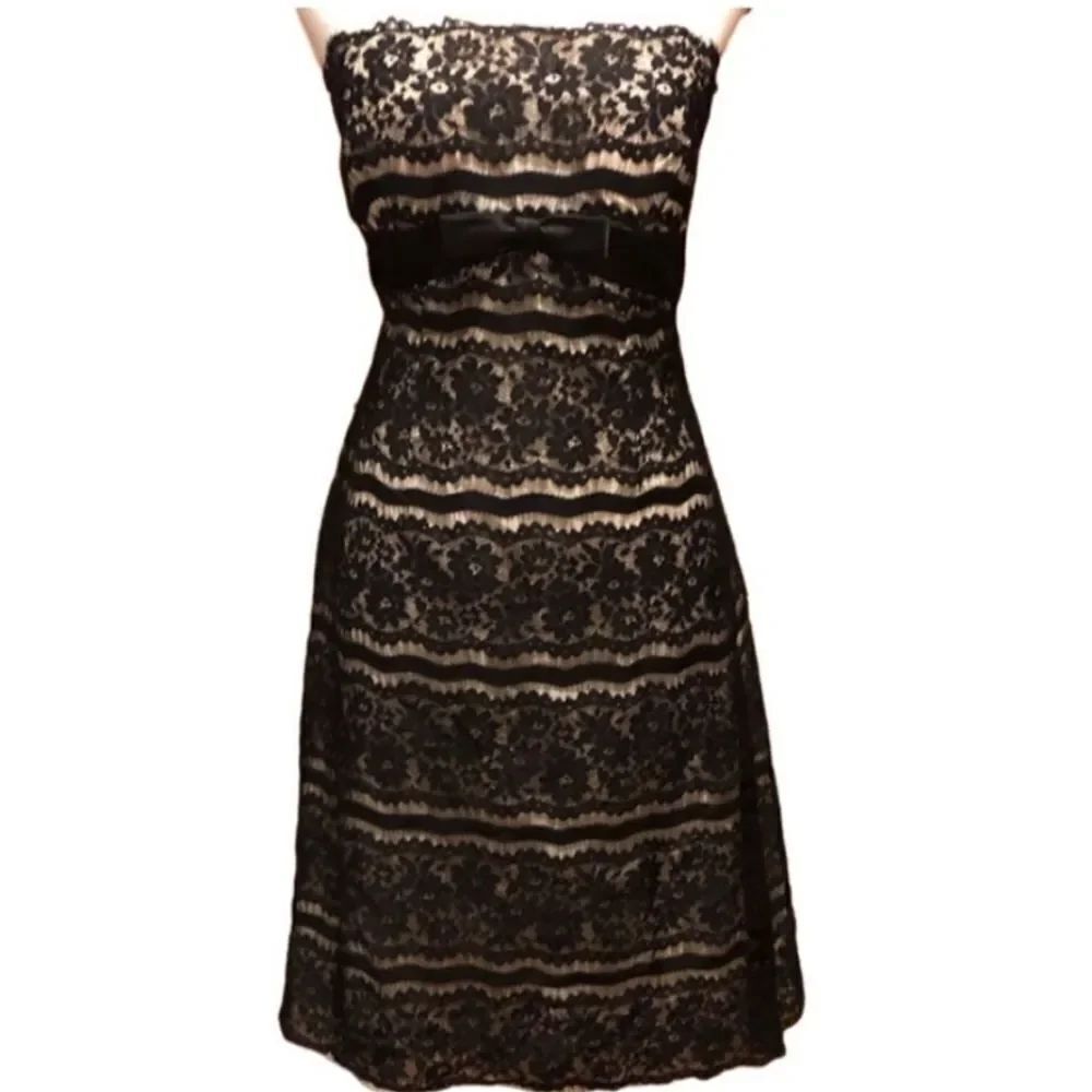 BRAND NEW DELARUE LACE OVERLAY STRAPLESS COCKTAIL DRESS
